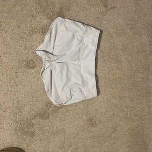 white lulu shorts!!